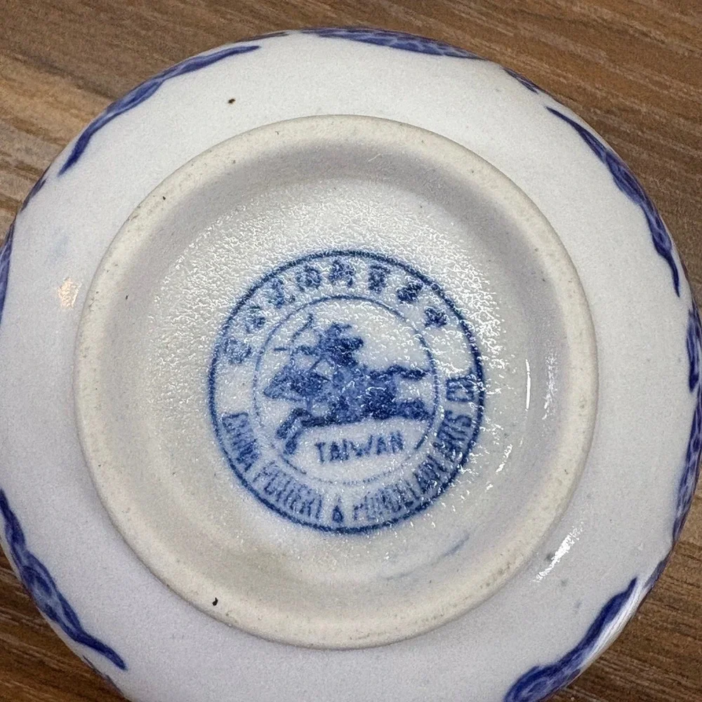 Vintage Chinese Blue Porcelain Dragon Bowl Cobalt Blue with‎ Base 3.5